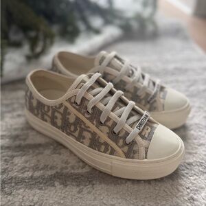 Dior Walk'n'Dior Sneaker Grey